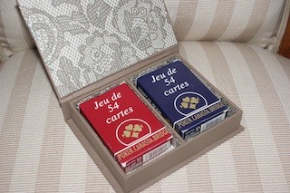 Etui à deux jeux de cartes