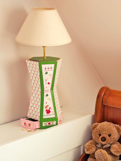 Pied de lampe Tilda et framboise Chocolat